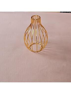 Gold Metal Round Candle Holder with Metallic Finish for Any Room